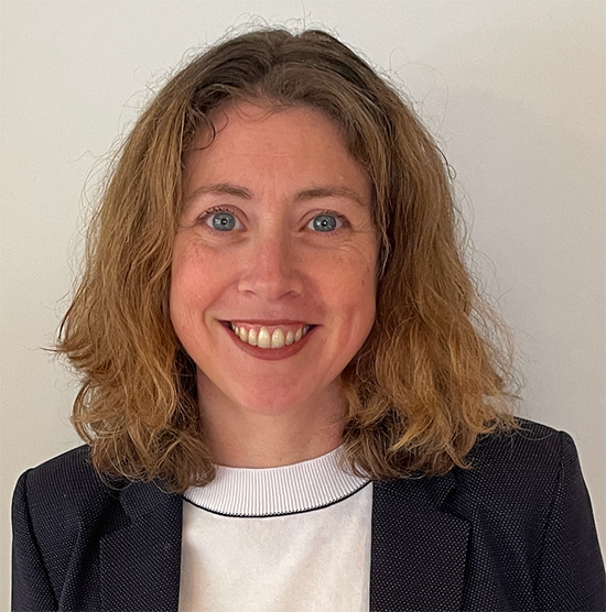 Dr. Jennifer Pybus: Auditing Extractive Infrastructures of Datafication ...